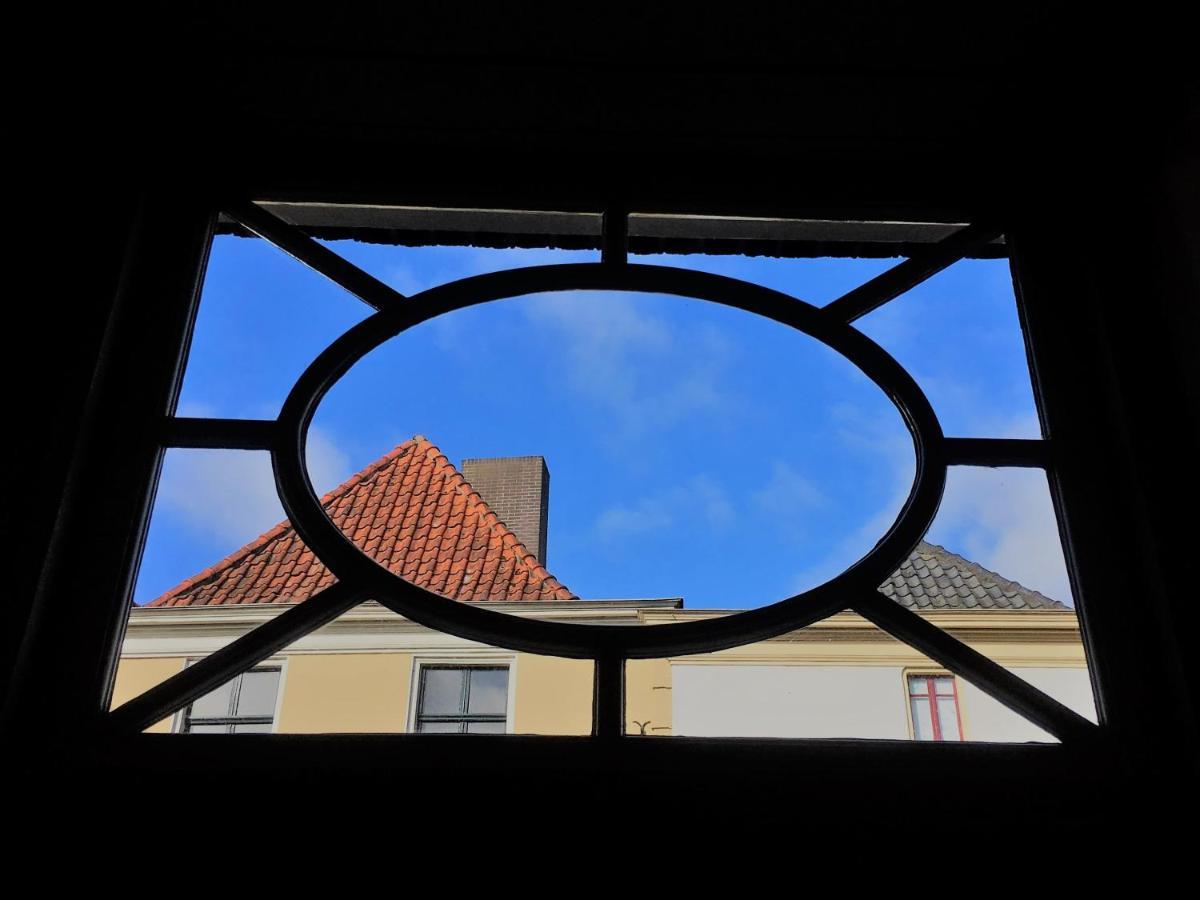 Bed & Breakfast De Buurvrouw Nr.18 *